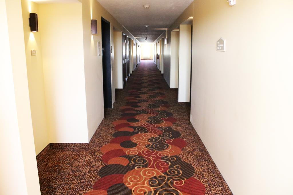 The Edgewood Hotel And Suites Fairbury Dış mekan fotoğraf